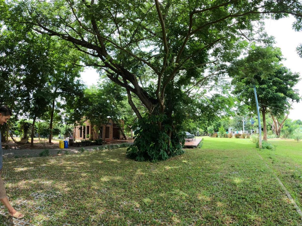 Chai Nat Baan Tonjaeng Resort מראה חיצוני תמונה